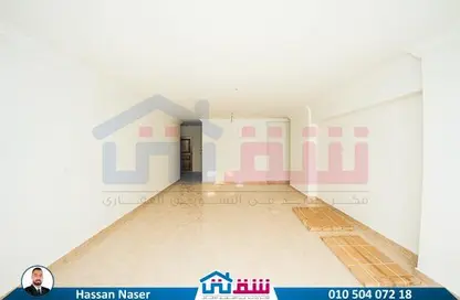 شقة - 3 غرف نوم - 3 حمامات للبيع في سموحة - حي شرق - الاسكندرية