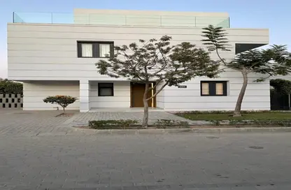 تاون هاوس - 4 غرف نوم - 3 حمامات للبيع في كمبوند البروج - كمبوندات الشروق - مدينة الشروق - القاهرة