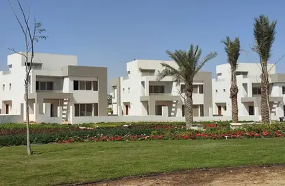 Villa - 3 Bedrooms - 3 Bathrooms for sale in Hyde Park - 5th Settlement Compounds - The 5th Settlement - New Cairo City - Cairo