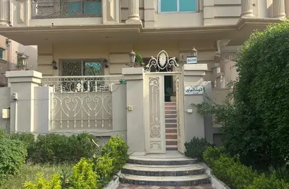 دوبلكس - 4 غرف نوم - 3 حمامات للبيع في الحي الثامن - الشيخ زايد - الجيزة