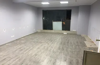 Shop - Studio - 1 Bathroom for rent in Bank Center Street - South Teseen St. - The 5th Settlement - New Cairo City - Cairo