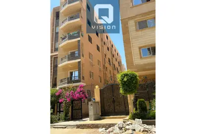 Apartment - 3 Bedrooms - 3 Bathrooms for sale in North Lotus - El Lotus - New Cairo City - Cairo