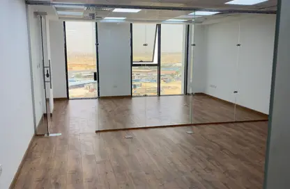 مساحات مكتبية - استوديو - 1 حمام للايجار في هايد بارك - كمبوندات التجمع الخامس - التجمع الخامس - مدينة القاهرة الجديدة - القاهرة