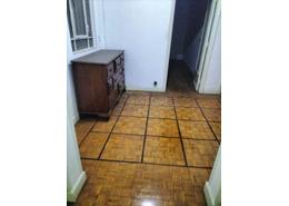 Apartment - 2 bedrooms - 2 bathrooms for للبيع in Garden City - Cairo