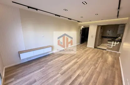 شقة - 2 غرف نوم - 2 حمامات للبيع في امتداد الرحاب - الرحاب - مدينة القاهرة الجديدة - القاهرة