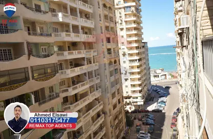 شقة - 2 غرف نوم - 2 حمامات للبيع في شارع مسجد المندره - المندرة - حي ثان المنتزة - الاسكندرية