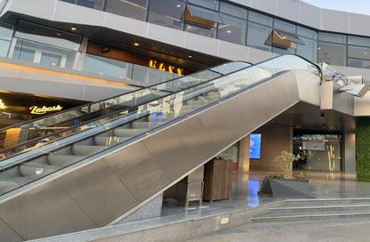 Retail - Studio - 1 Bathroom for sale in The Yard Mall - New Cairo City - Cairo