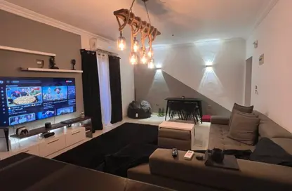 شقة - 2 غرف نوم - 2 حمامات للبيع في الحي السادس عشر - الشيخ زايد - الجيزة