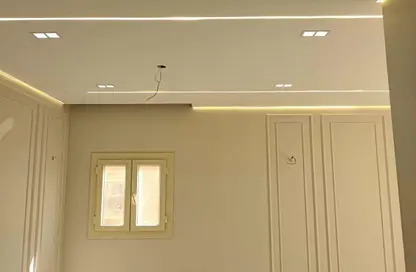 Apartment - 2 Bedrooms - 1 Bathroom for rent in Mohamed Naguib Axis - Abou El Houl - New Cairo City - Cairo