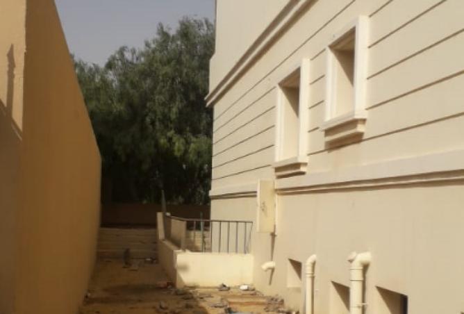 8371709 - Property Image 2