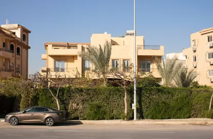 Villa for sale in Green Residence 1 - 7th District - Sheikh Zayed City - Giza