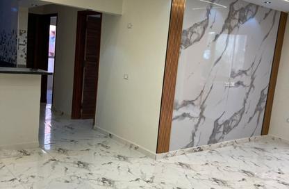 Apartment - 2 Bedrooms - 1 Bathroom for sale in Degla Palms - Al Wahat Road - 6 October City - Giza