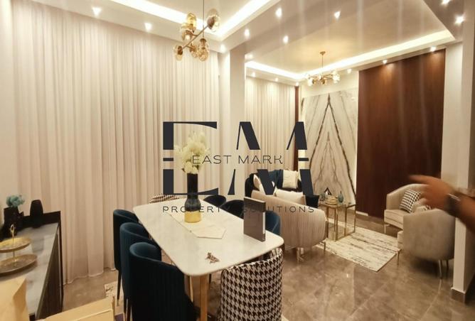 8232527 - Property Image 2