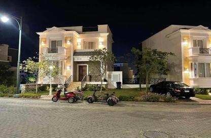 Villa - 4 Bedrooms - 4 Bathrooms for sale in Mountain View iCity - 5th Settlement Compounds - The 5th Settlement - New Cairo City - Cairo