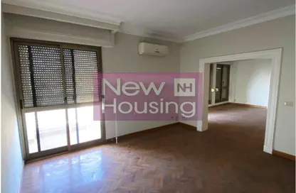 شقة - 3 غرف نوم - 3 حمامات للايجار في الزمالك - القاهرة