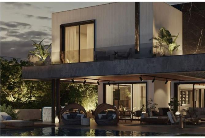 8419300 - Property Image 2