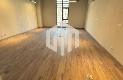 Office Space - Studio - 1 Bathroom for rent in District 5 - 5th Settlement Compounds - The 5th Settlement - New Cairo City - Cairo