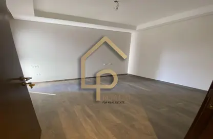 Apartment - 2 Bedrooms - 2 Bathrooms for sale in Village Views - Zed Towers - Sheikh Zayed Compounds - Sheikh Zayed City - Giza
