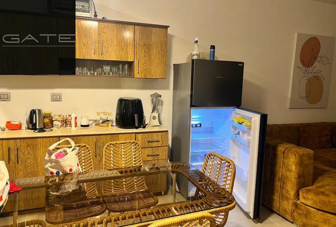 8177004 - Property Image 2