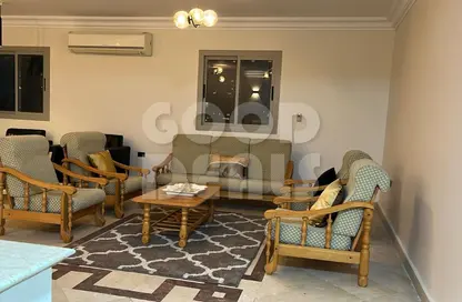 شقة - 2 غرف نوم - 2 حمامات للبيع في شارع البرديس - ارض الجولف - مصر الجديدة - القاهرة