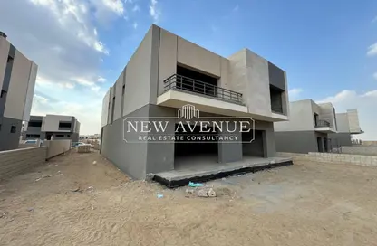 Villa - 5 Bedrooms - 4 Bathrooms for sale in HAP Town - Mostakbal City Compounds - Mostakbal City - Future City - Cairo