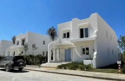 Chalet - 2 Bedrooms - 2 Bathrooms for sale in Jefaira - Ras Al Hekma - North Coast