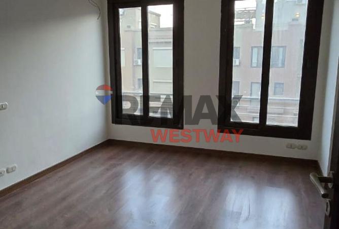 8437721 - Property Image 3