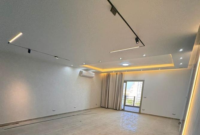 8443555 - Property Image 3