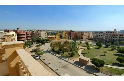 Apartment - 3 Bedrooms - 2 Bathrooms for sale in Al Founoun St. - 9th District - Obour City - Qalyubia