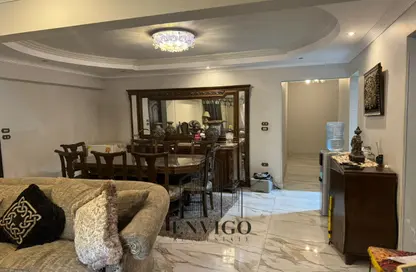Apartment - 2 Bedrooms - 2 Bathrooms for sale in Dr Ismail Wahbi St. - 10th Zone - Nasr City - Cairo