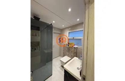 شقة - 3 غرف نوم - 2 حمامات للبيع في نكست بوينت - الهضبة الوسطي - المقطم - القاهرة