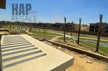 Villa - 5 Bedrooms - 5 Bathrooms for sale in Swan Lake Residence - 5th Settlement Compounds - The 5th Settlement - New Cairo City - Cairo