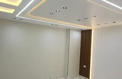 Apartment - 3 Bedrooms - 2 Bathrooms for sale in Gate 4 - Mena - Hadayek El Ahram - Giza