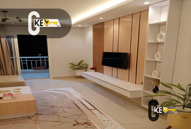 8389469 - Property Image 3