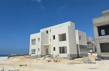 تاون هاوس - 3 غرف نوم - 2 حمامات للبيع في سيزين - قسم الضبعة - الساحل الشمالي