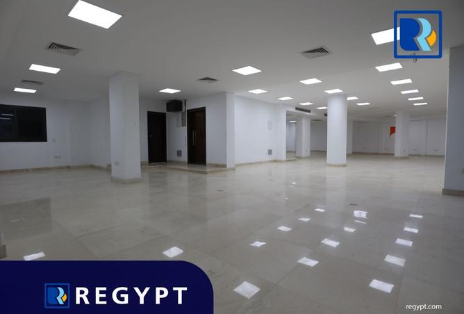 8009045 - Property Image 3