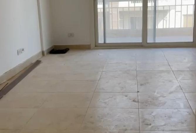 8198073 - Property Image 2