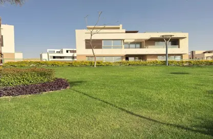 Villa - 4 Bedrooms - 5 Bathrooms for sale in Upville - Cairo Alexandria Desert Road - 6 October City - Giza