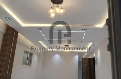Apartment - 2 Bedrooms - 2 Bathrooms for rent in Mostashareen - North Investors Area - New Cairo City - Cairo
