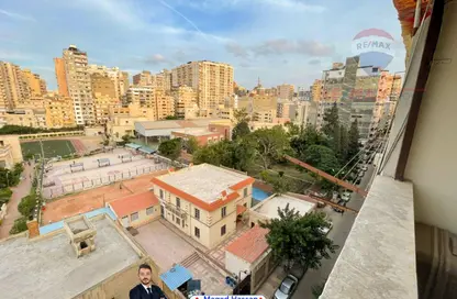 Apartment - 2 Bedrooms - 1 Bathroom for sale in Mostafa Kamel Mosque St. - Kafr Abdo - Roushdy - Hay Sharq - Alexandria Apartment - 2 Bedrooms - 1 Bathroom for sale in Mostafa Kamel Mosque St. - Kafr Abdo - Roushdy - Hay Sharq - Alexandria