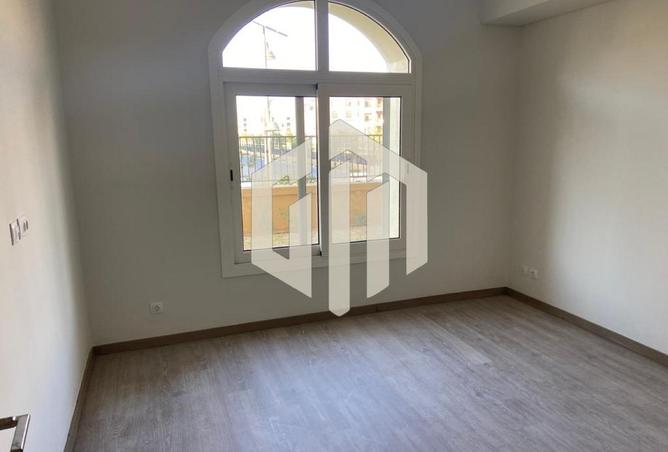 8043553 - Property Image 3