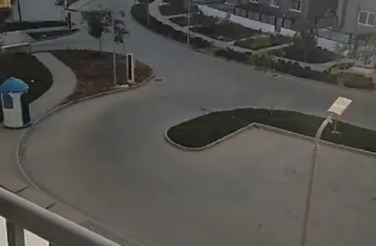 Apartment - 3 Bedrooms - 3 Bathrooms for sale in Hyde Park - New Cairo City - Cairo