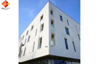 Medical Facility - Studio - 7+ Bathrooms for sale in Gameat Al Dewal Al Arabeya St. - Mohandessin - Giza