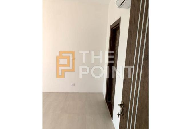 8313692 - Property Image 2