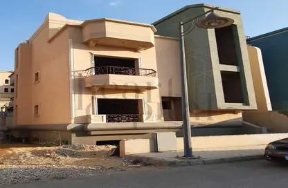 Twin House - 7 Bedrooms - 5 Bathrooms for sale in Garden View - South Investors Area - New Cairo City - Cairo
