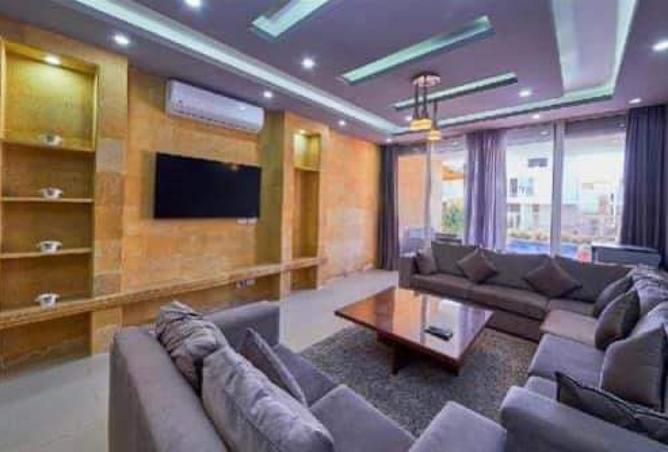 8073263 - Property Image 3