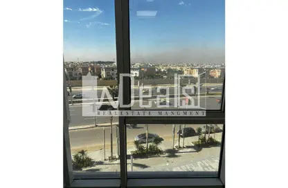 Clinic - Studio - 1 Bathroom for rent in Sway Mall - Mohamed Naguib Axis - North Investors Area - New Cairo City - Cairo