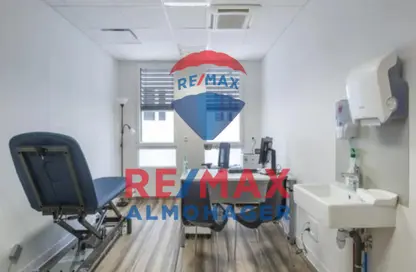 عيادة - استوديو - 1 حمام للايجار في هالتاون - مدينة 6 أكتوبر - الجيزة