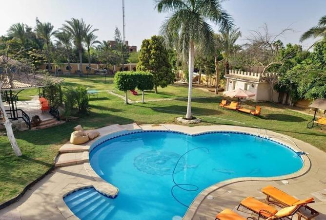 8384878 - Property Image 2