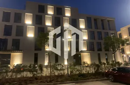 بناية كاملة - استوديو - 1 حمام للايجار في ديستريكت 5 - كمبوندات التجمع الخامس - التجمع الخامس - مدينة القاهرة الجديدة - القاهرة